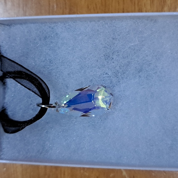 After Midnight Crystal Marquise Necklace - Picture 2 of 6